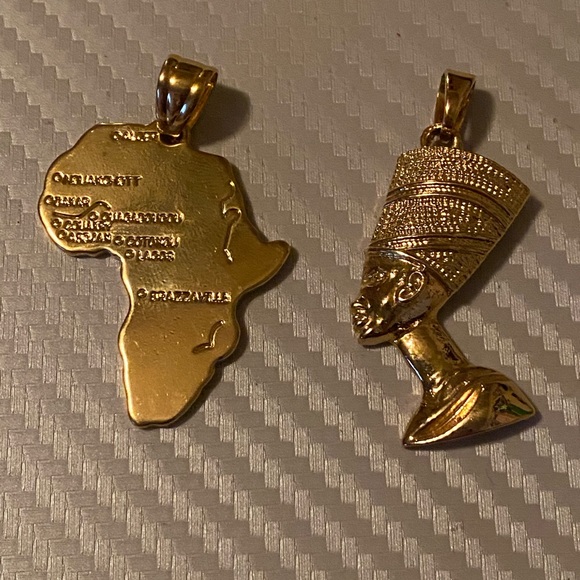 18K Gold Plated Cuban Link Chain with Africa map and Nefertiti pendants - Picture 5 of 6